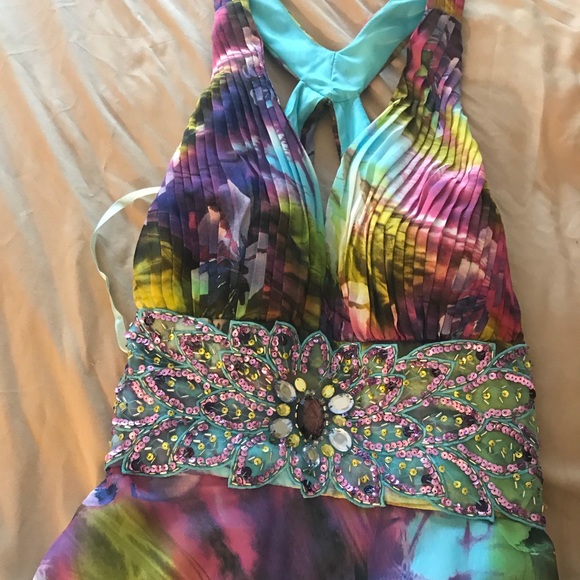 Dress - Picture 2 of 4